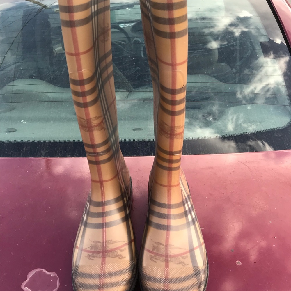 Rain boots